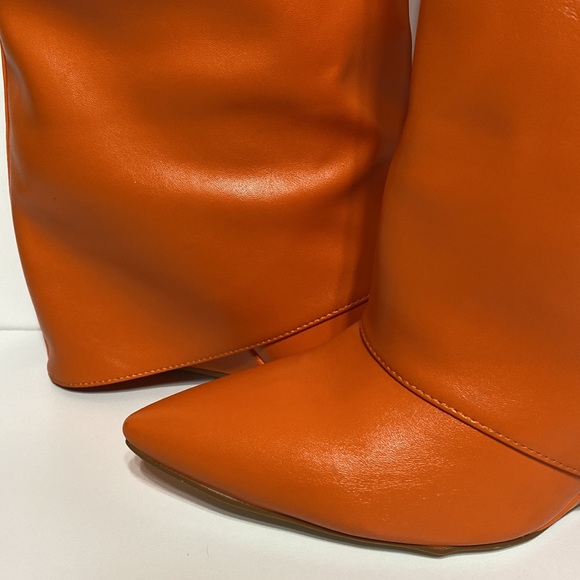 NWOT Azalea Wang “Melina” Stuck on You Pointy Toe Wedge Boot in Orange - Picture 7 of 17
